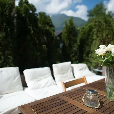 O 68 Haus Bel Air Apartman *